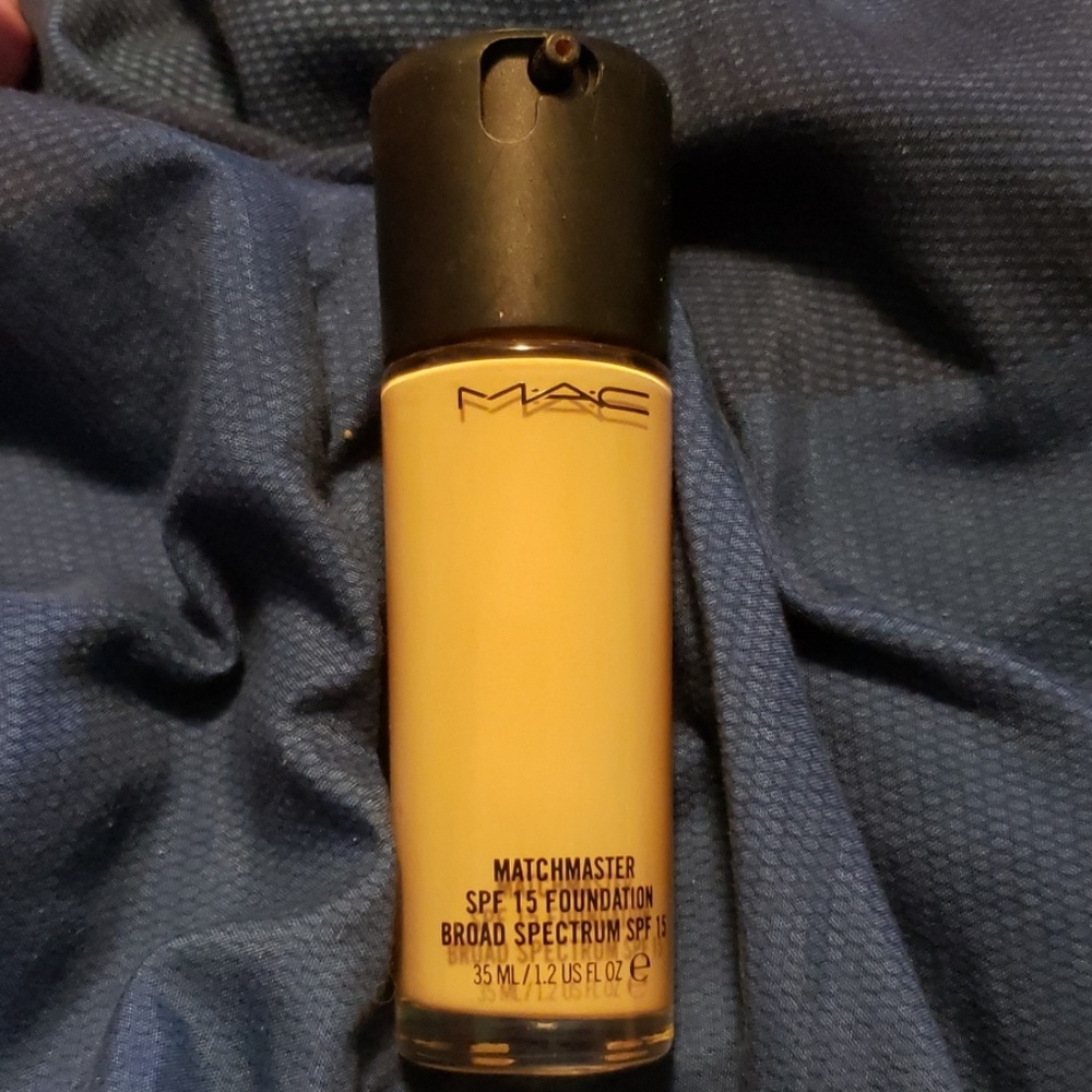 MAC matchmaster foundation shade 2.0